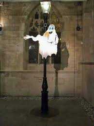 Ghost Lamp Post